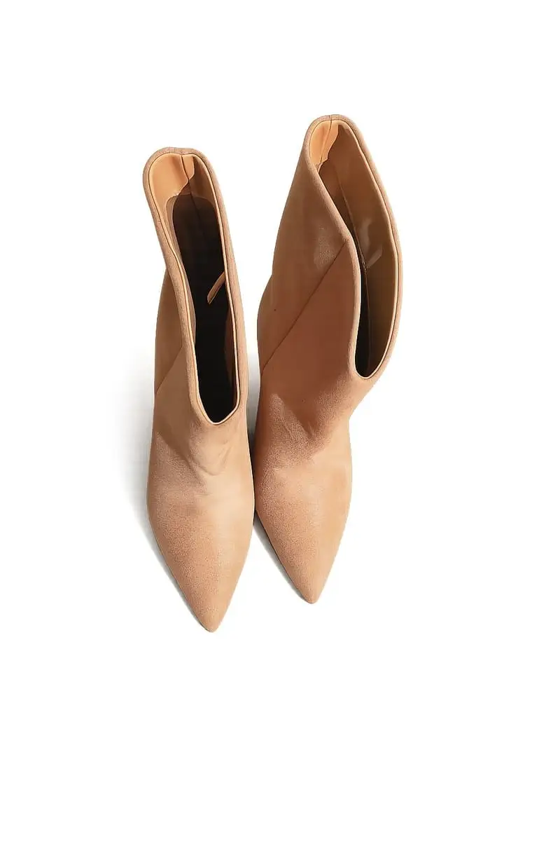 H&M Beige suede pointed boot
