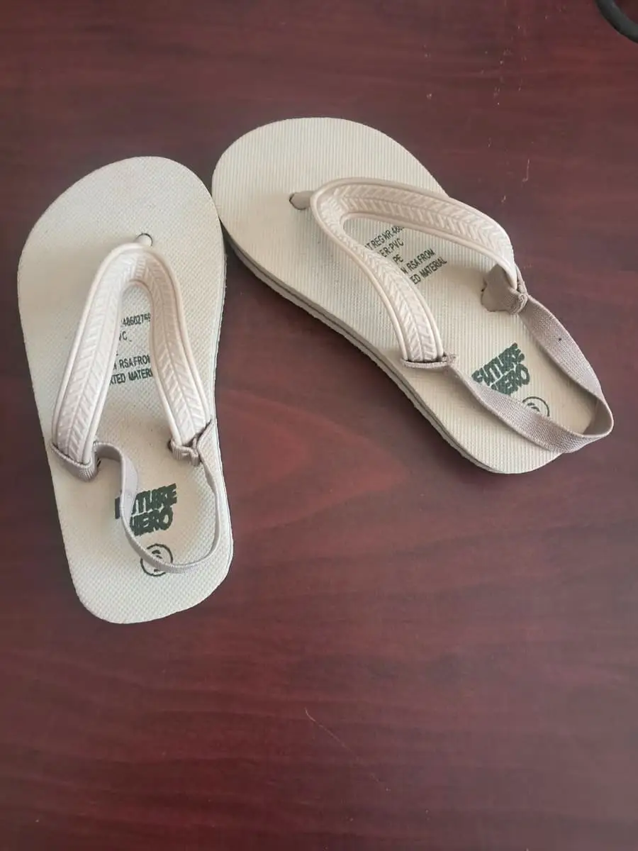 Pep Future Hero Toddler Boys Flip-Flops – Size 6