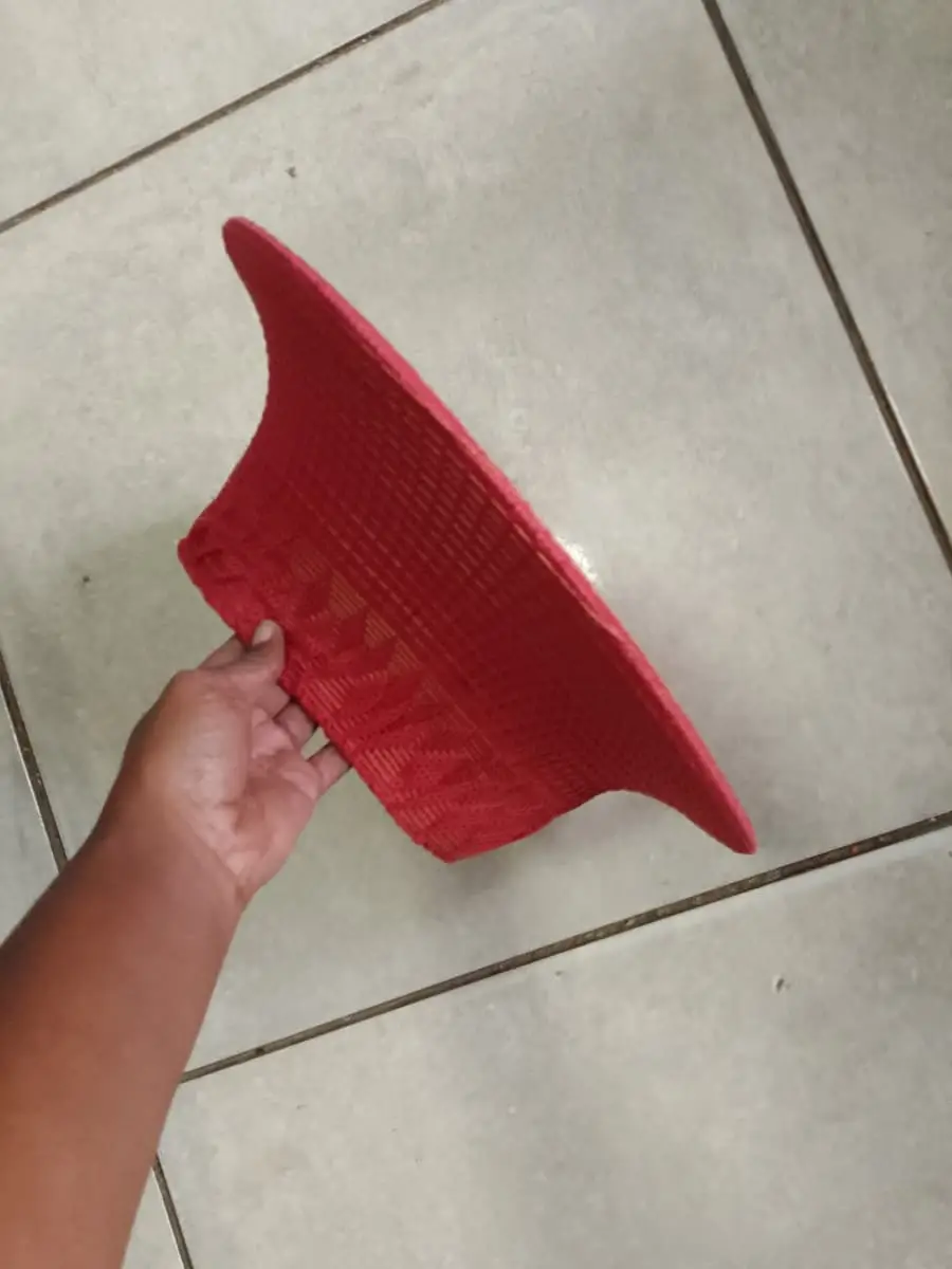 Red isicholo women hat