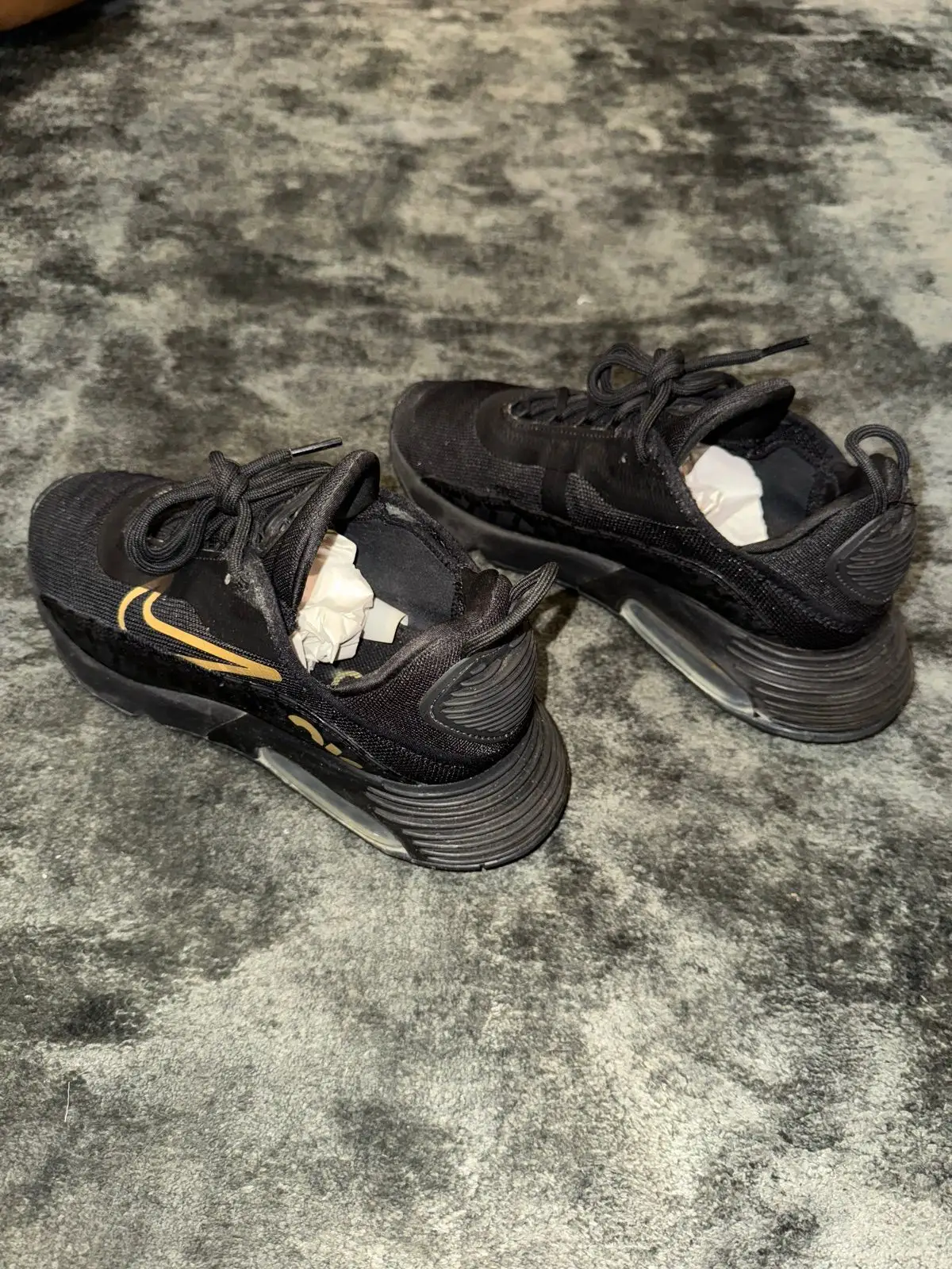 Nike Black and Gold Sneakers Size 7