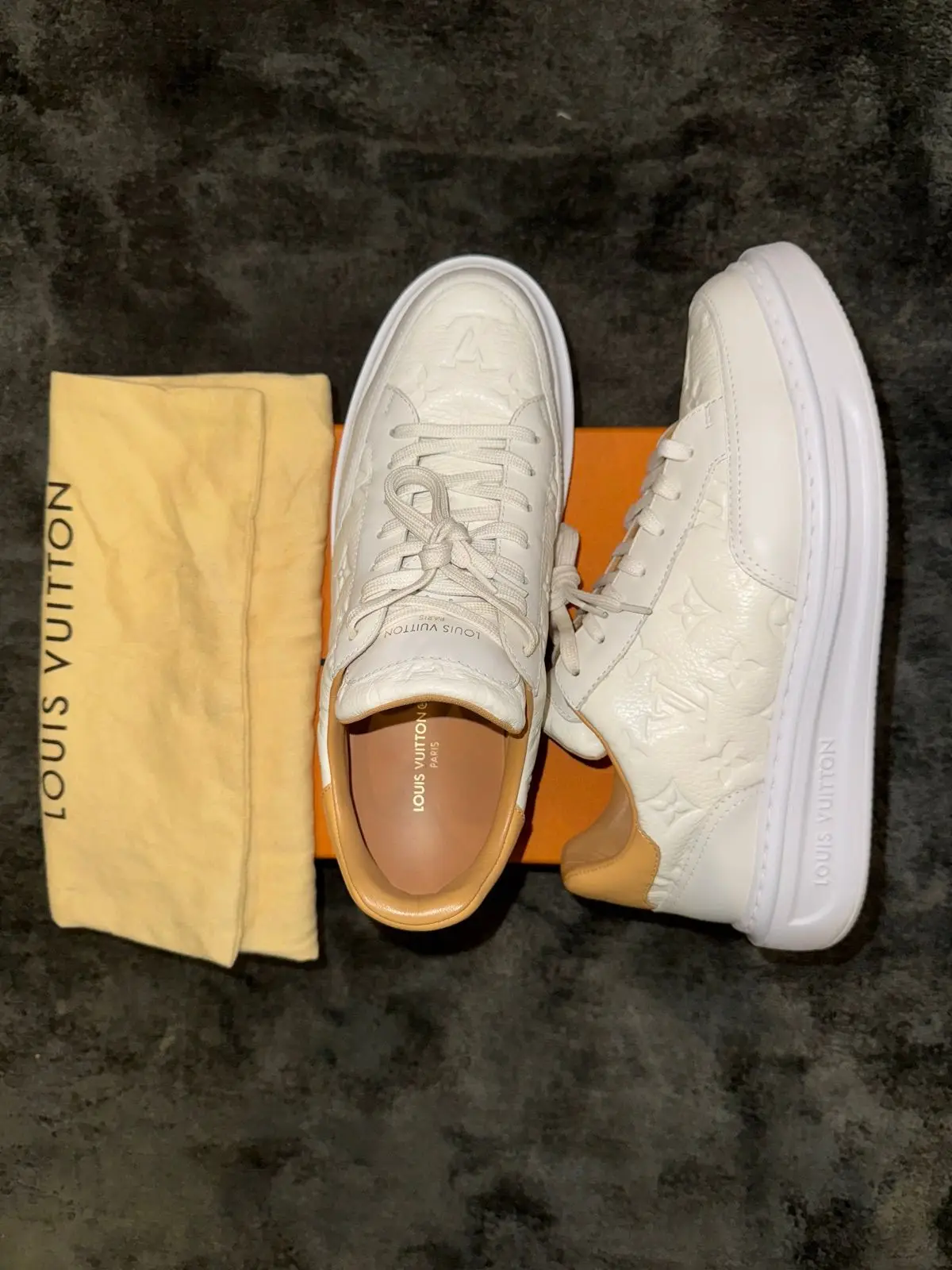 Louis Vuitton White Monogram High-Top Sneakers Size 7
