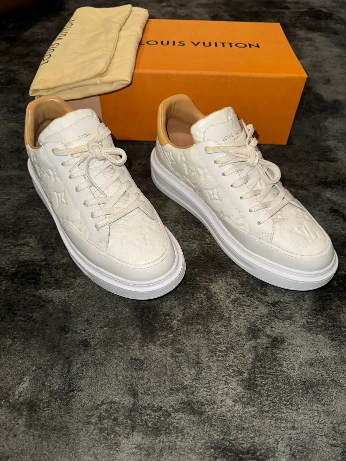 Louis Vuitton White Monogram High-Top Sneakers Size 7