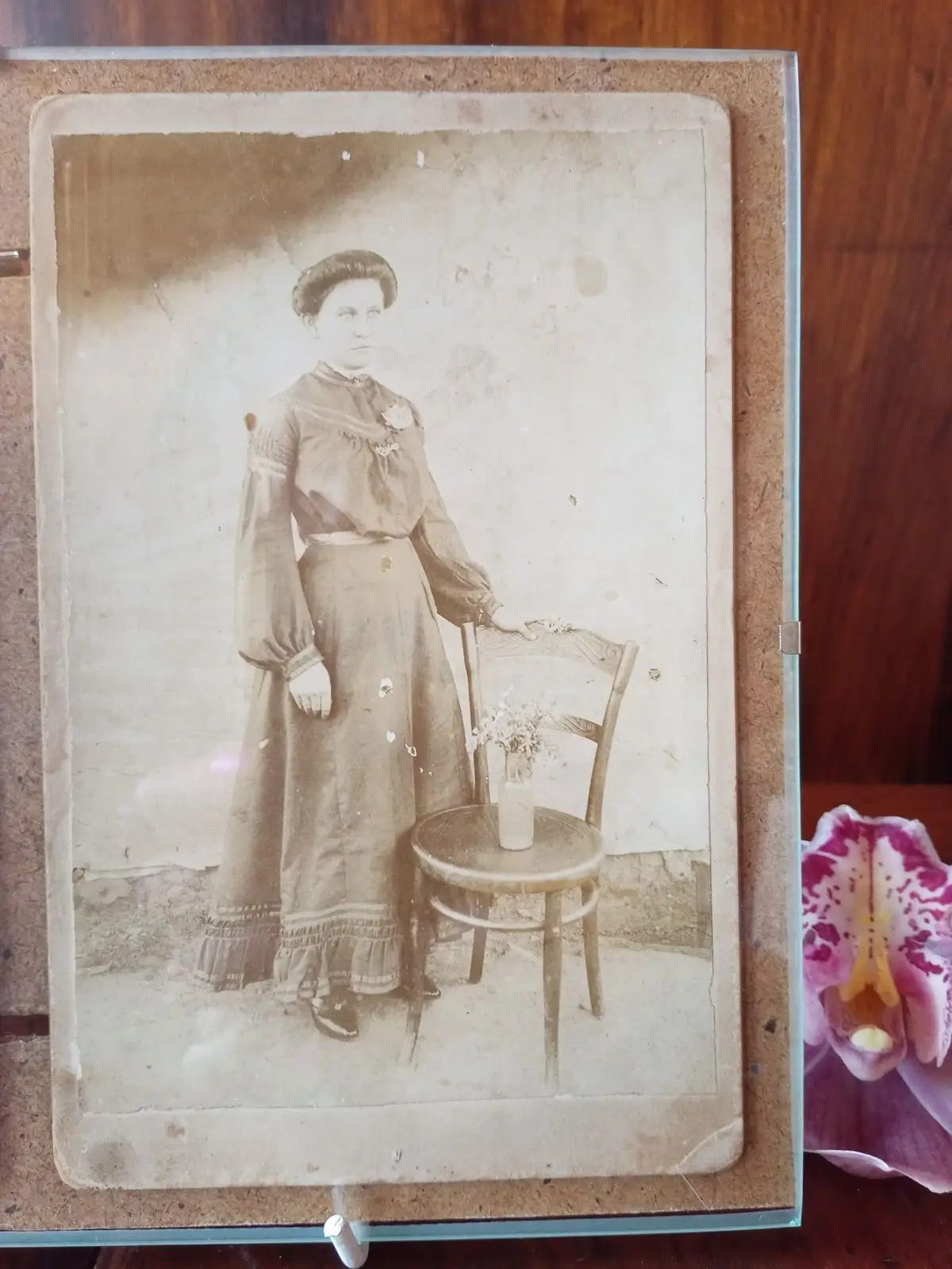 Vintage Cabinet Card Portrait — Woman in Dark Dress