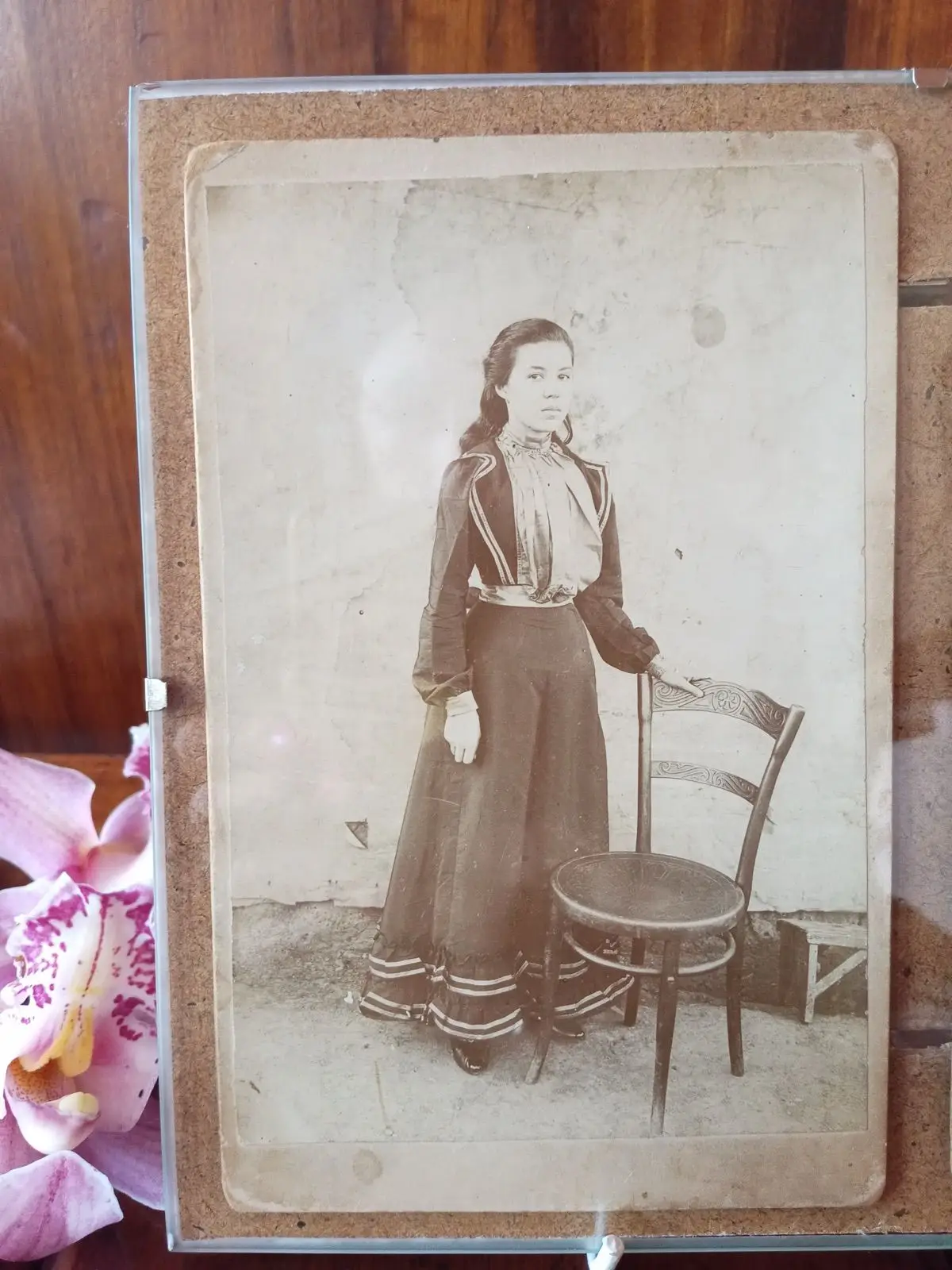 Vintage Cabinet Card Portrait — Woman in Dark Dress