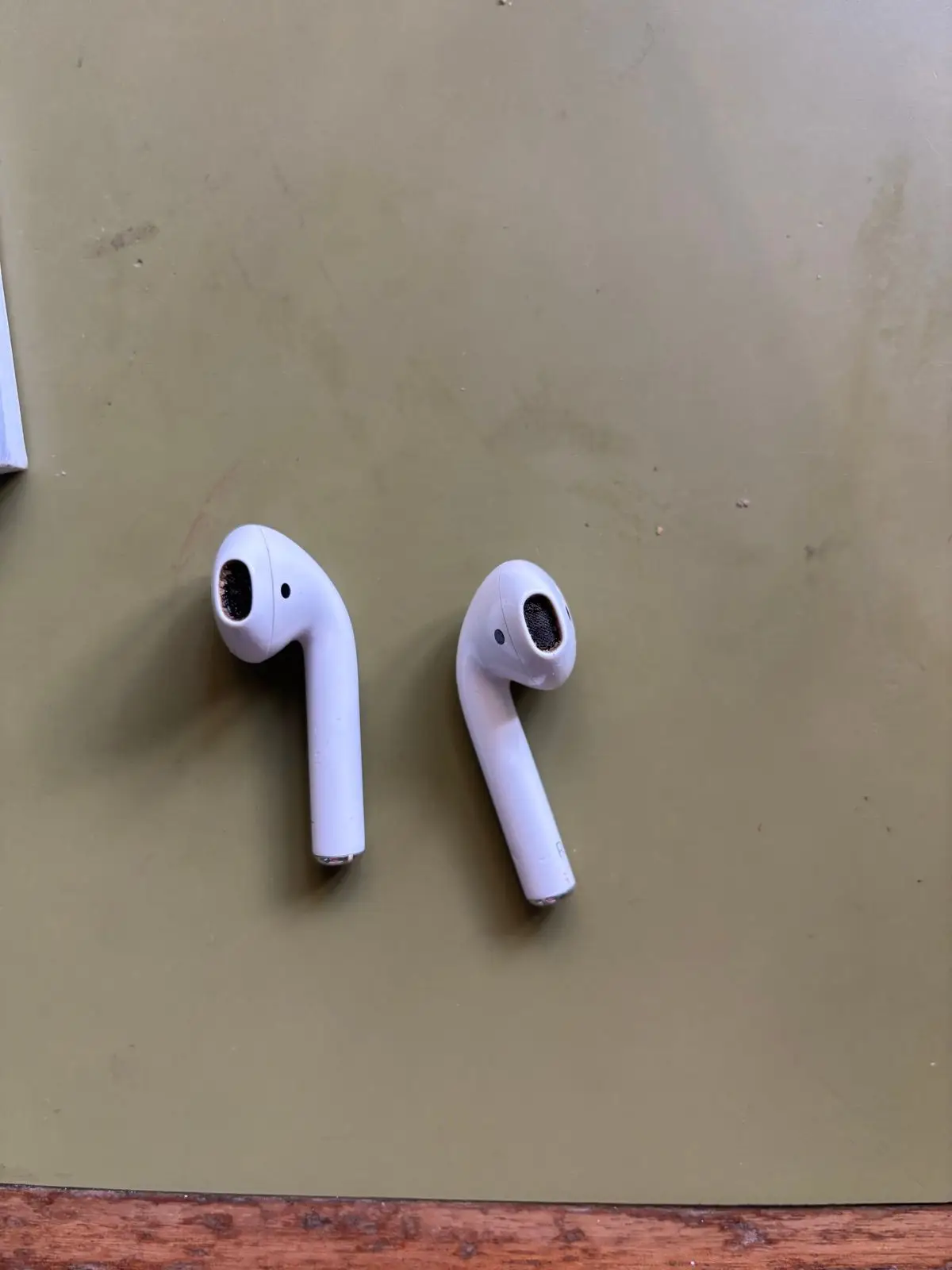 Apple AirPods Pro with Typo Mint Case