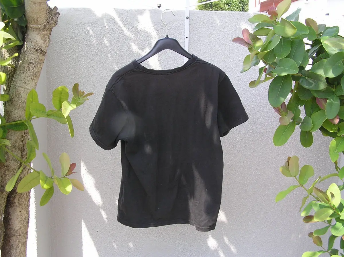 Nike Black T-Shirt Blue Graphic Print