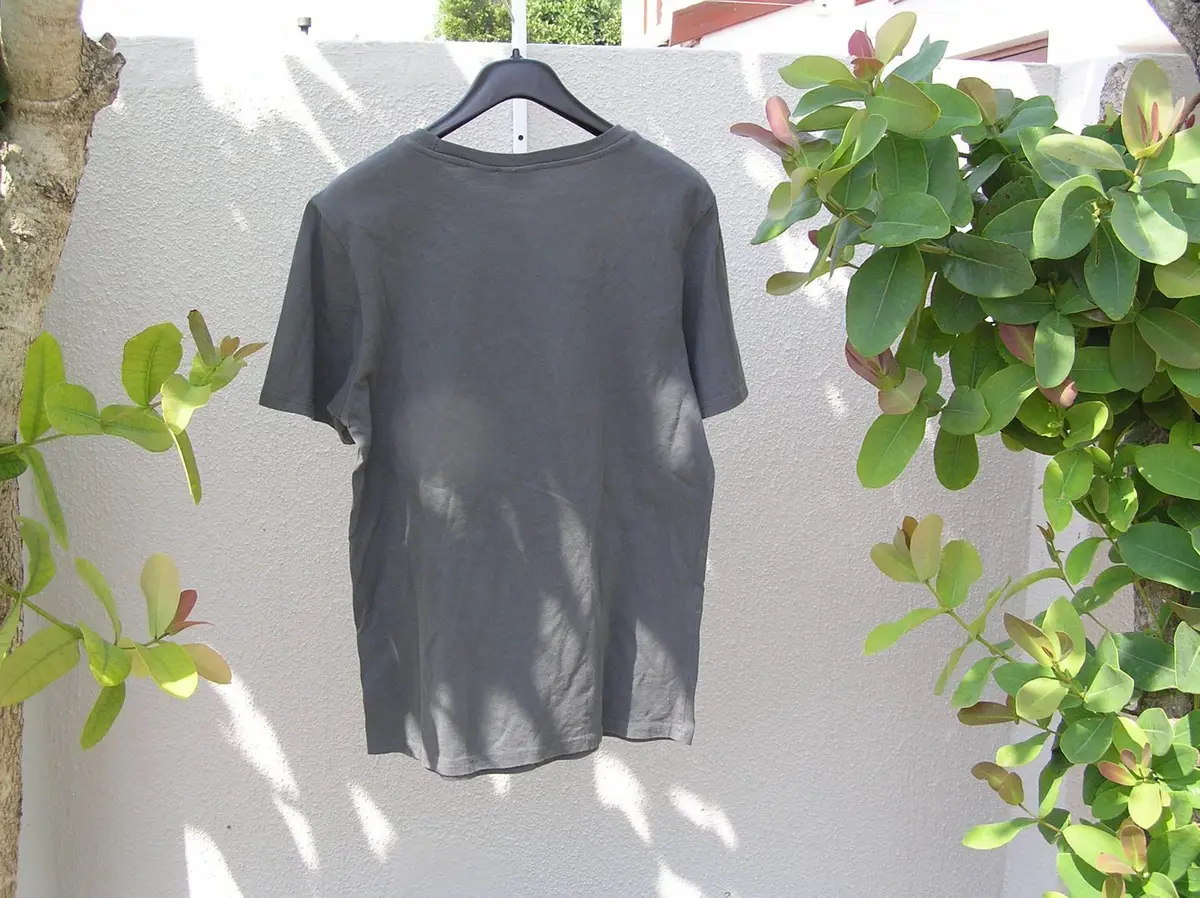 Factorie Black Basketball Lightning Graphic Tee M