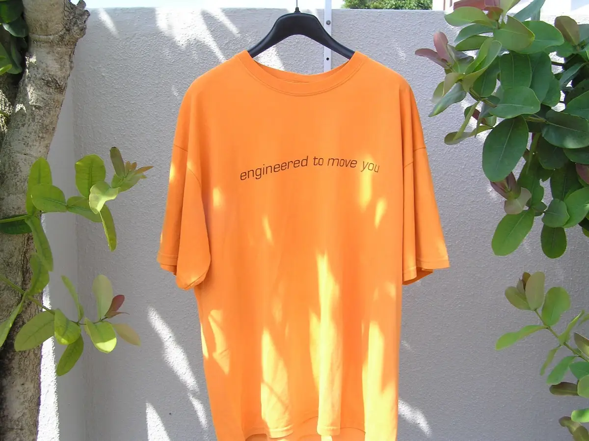 Orange T-Shirt 'Engineered to Move You' XL