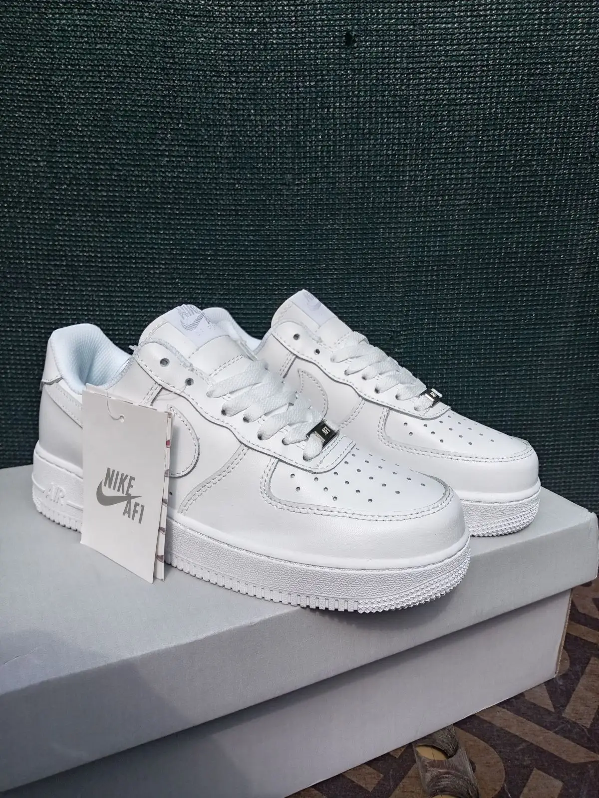 Nike Air Force 1 Low Triple White