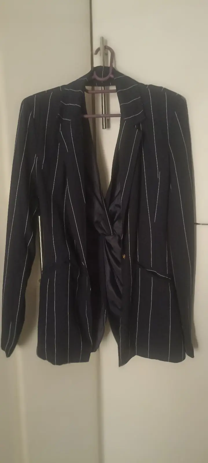 Mr Price Item — Size M