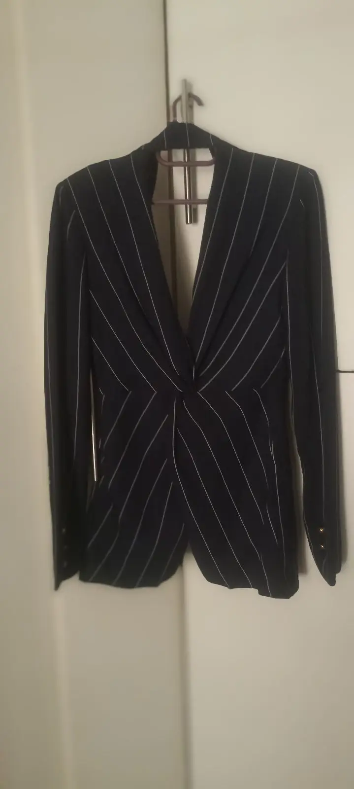 Mr Price Item — Size M