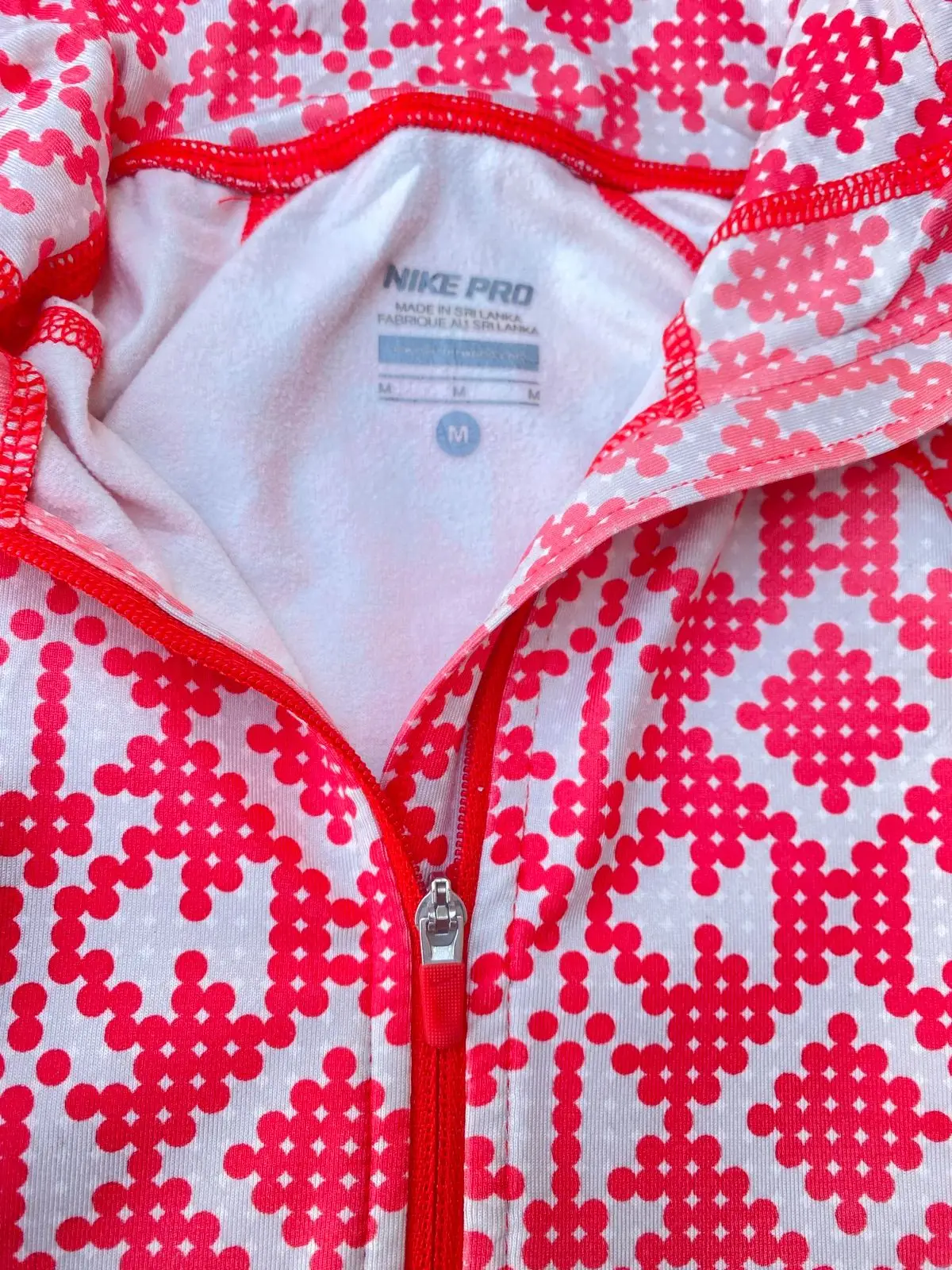 Nike Sneakers — Size M