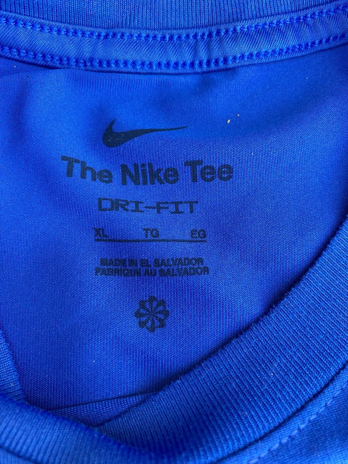 Nike Sneakers — Size XL