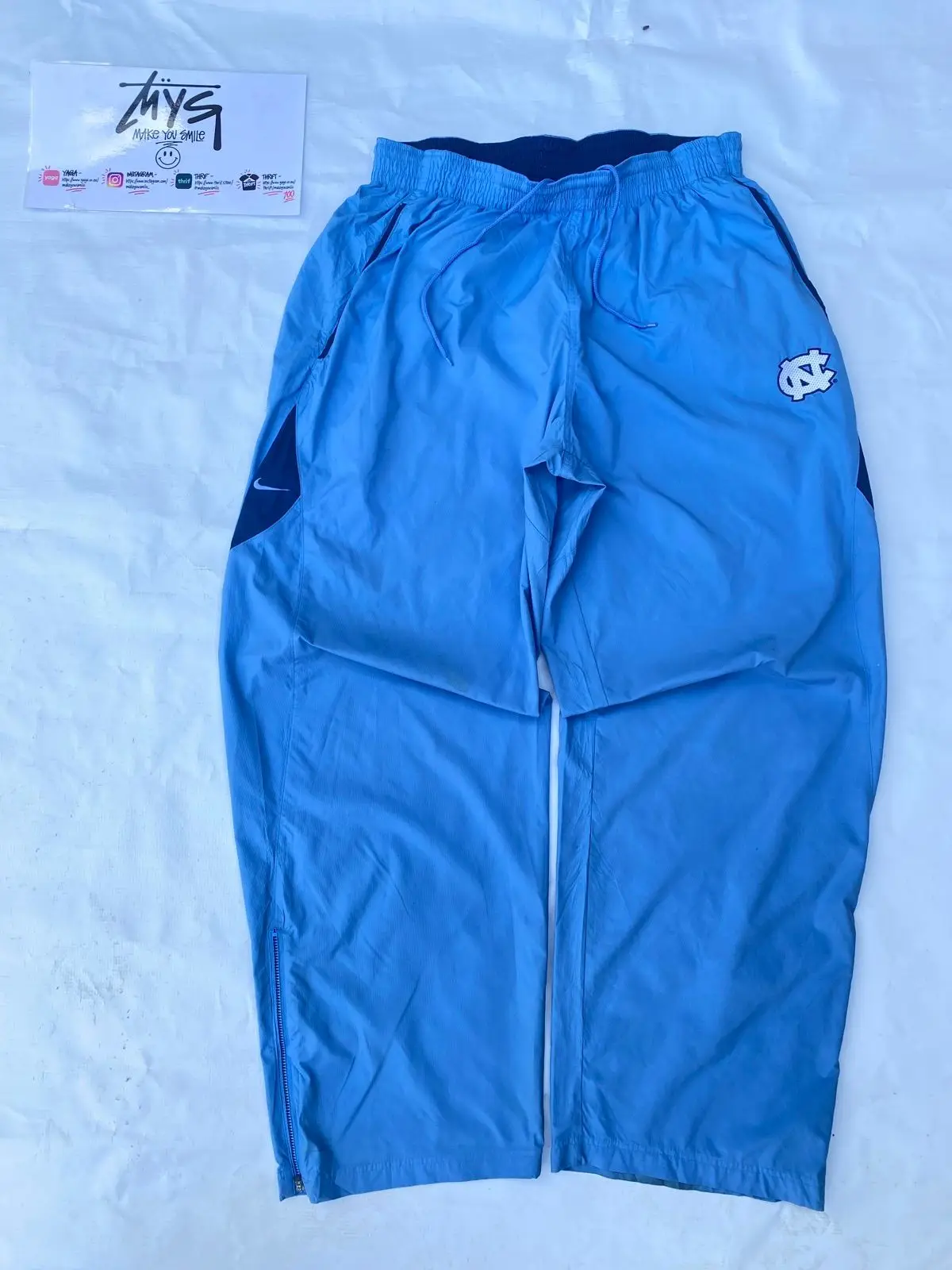 Nike Sneakers — Size XL