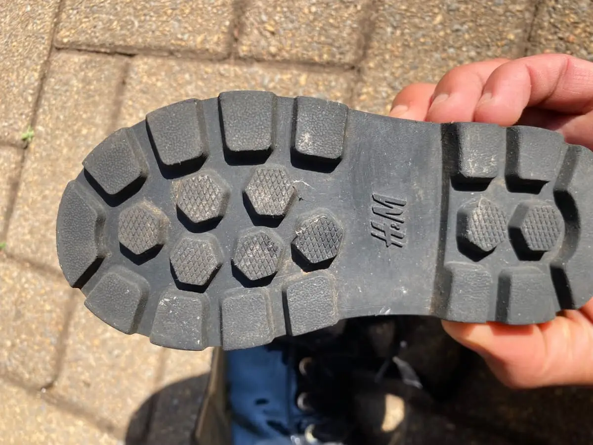 H&M toddler boots size 7 (24)