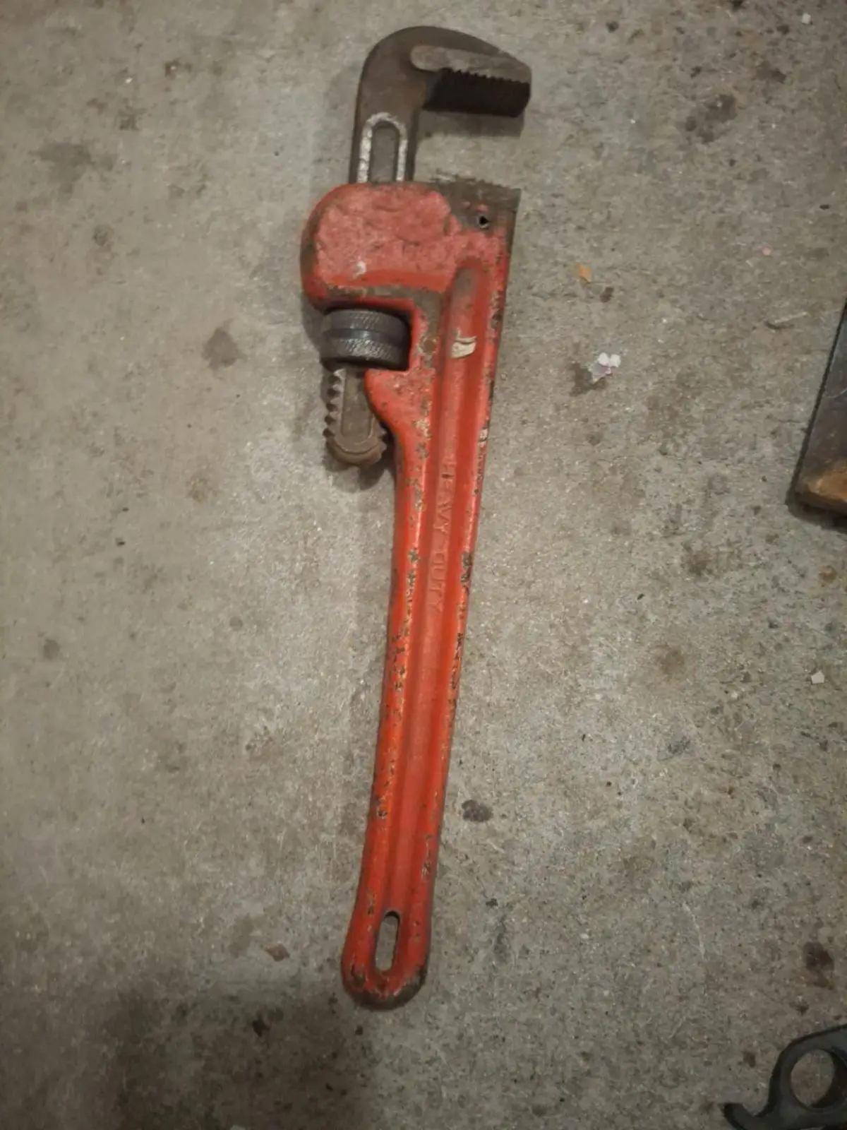 Heavy Duty Red Pipe Wrench