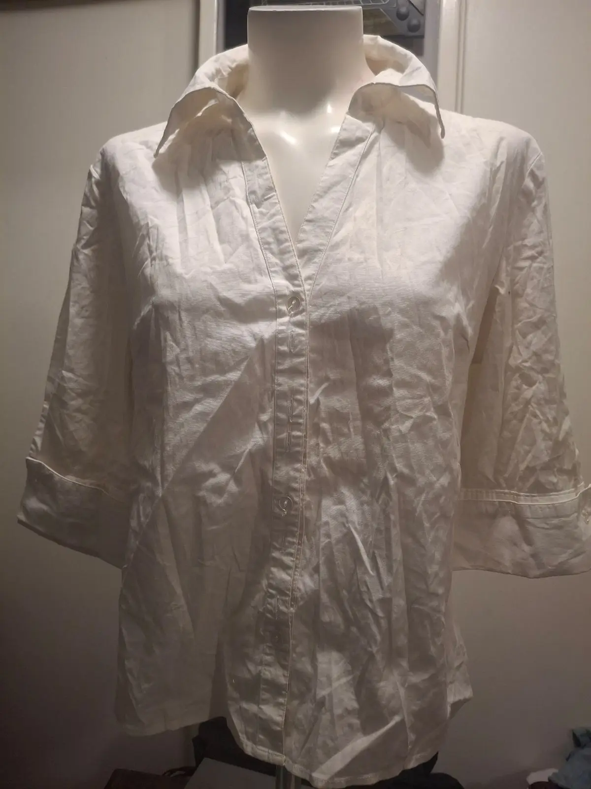 Jet White Button-Up Shirt Size 14