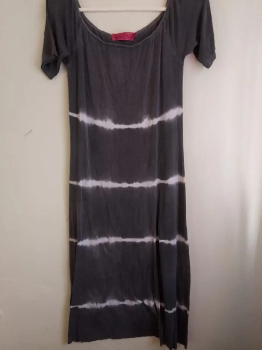 Boohoo Charcoal Grey Off-the-Shoulder Tie-Dye Maxi Dress (Size 38 / UK 14)