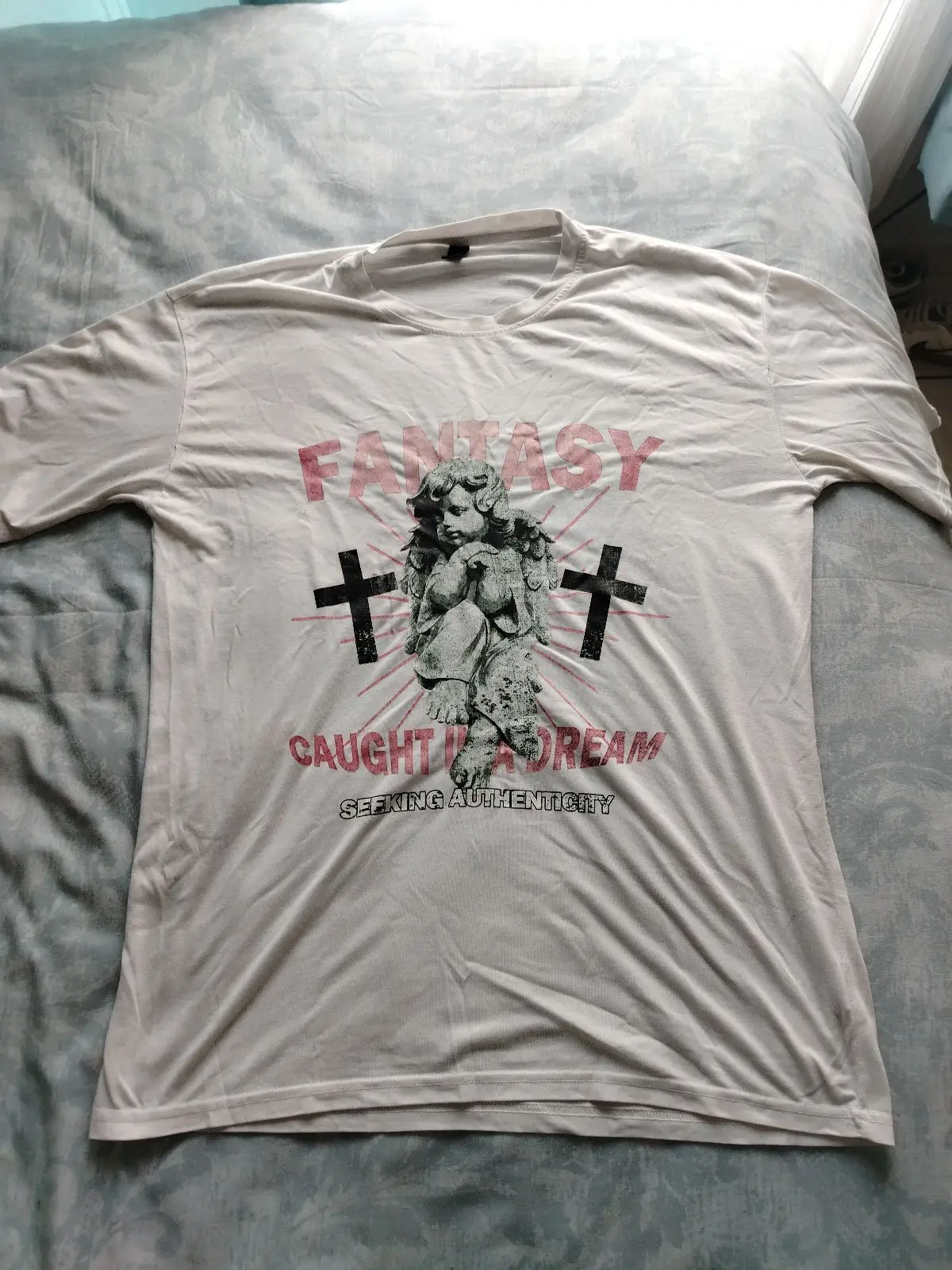 Typo Fantasy Graphic T-Shirt White Medium