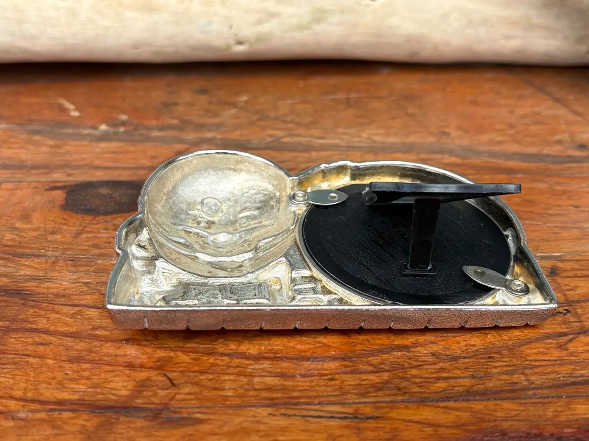Vintage Humpty Dumpty Silver Metal Photo Frame