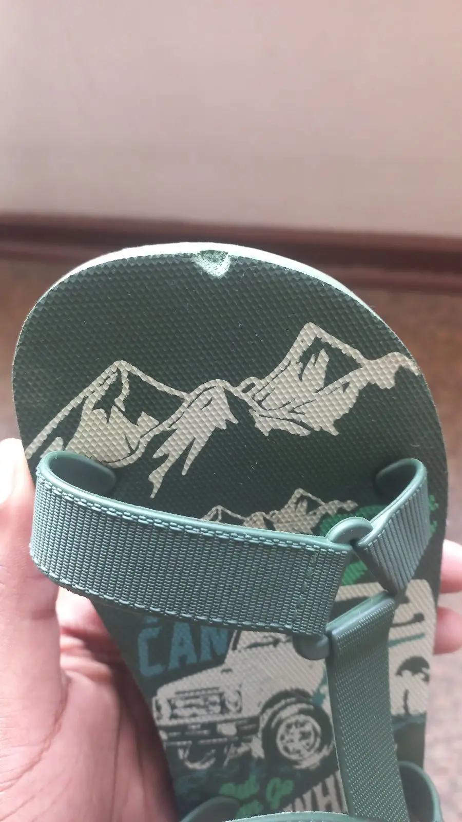 Kids Green Graphic Sandals Size 6-7 Years