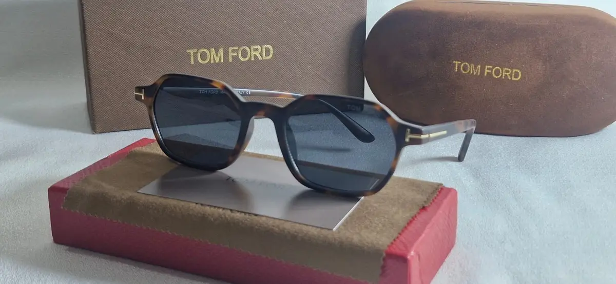 Tom Ford Tortoiseshell Sunglasses with Box and Case