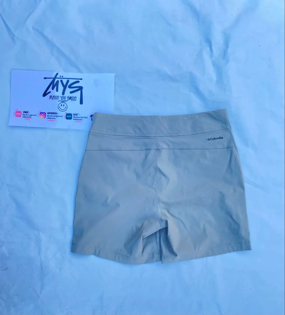 Columbia Beige Shorts