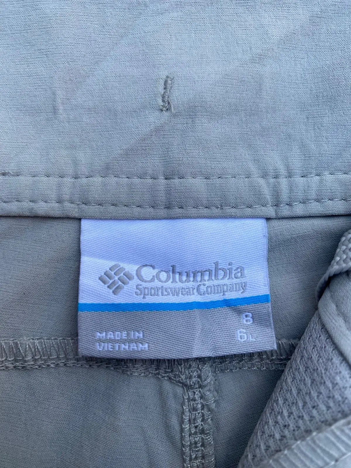 Columbia Beige Shorts