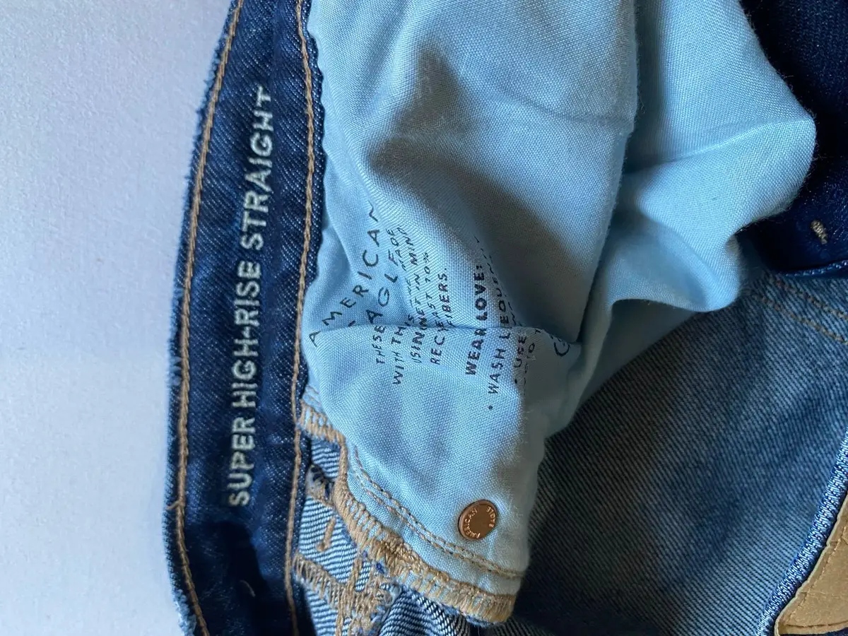 American Eagle Blue Distressed Denim Jeans