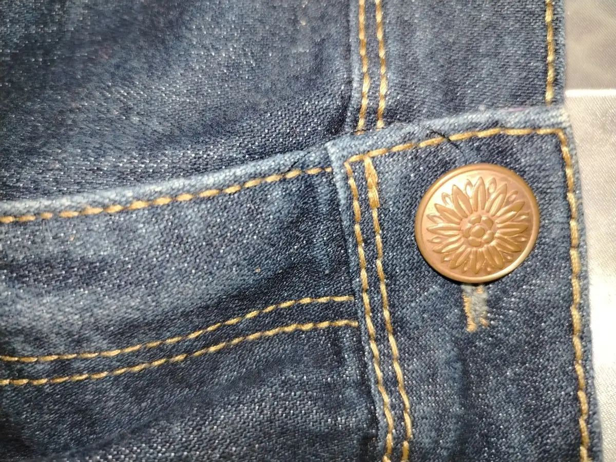Denim Co. Blue Denim Shorts Size 34
