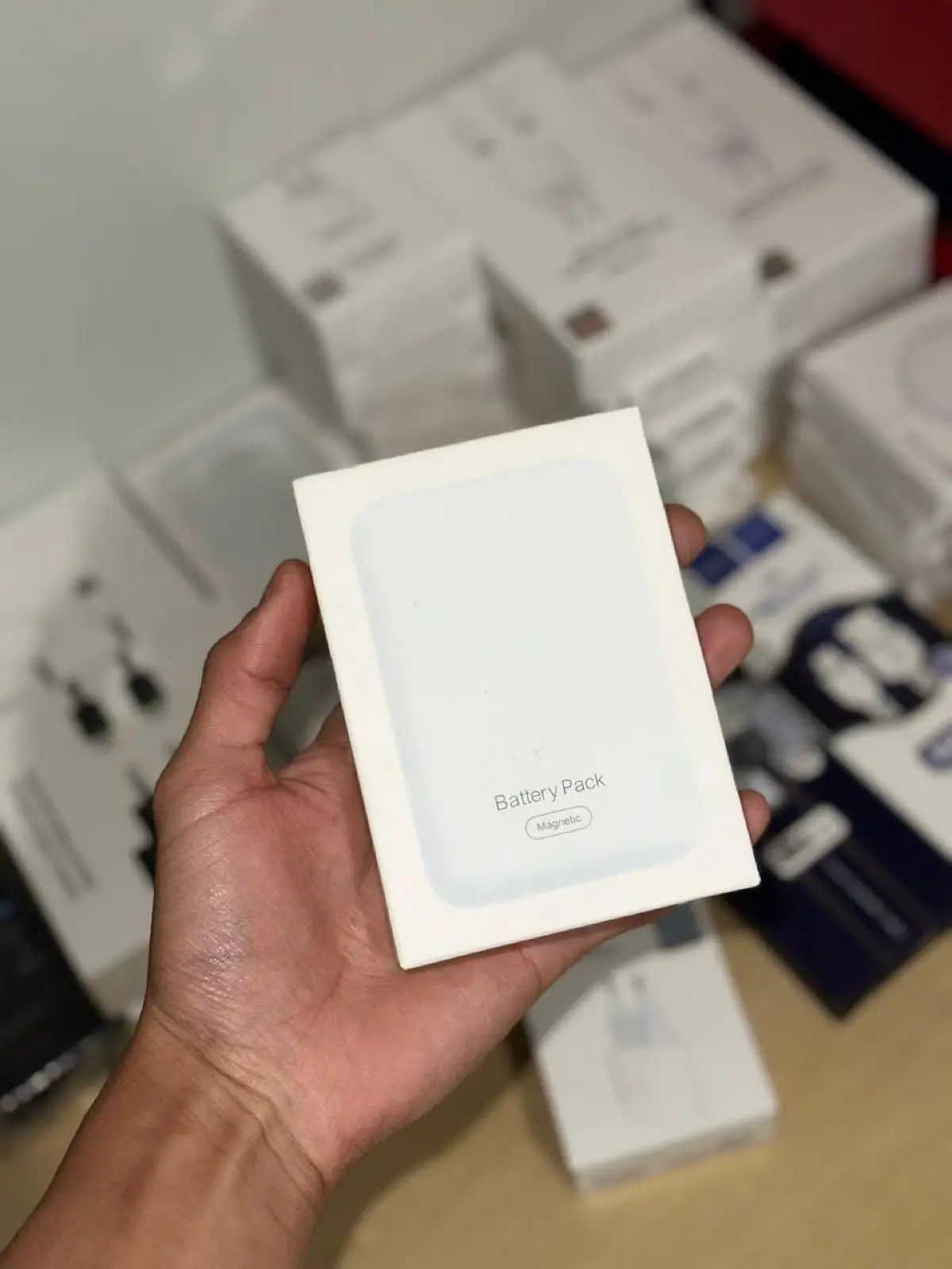 Magnetic Battery Pack Wireless Charger