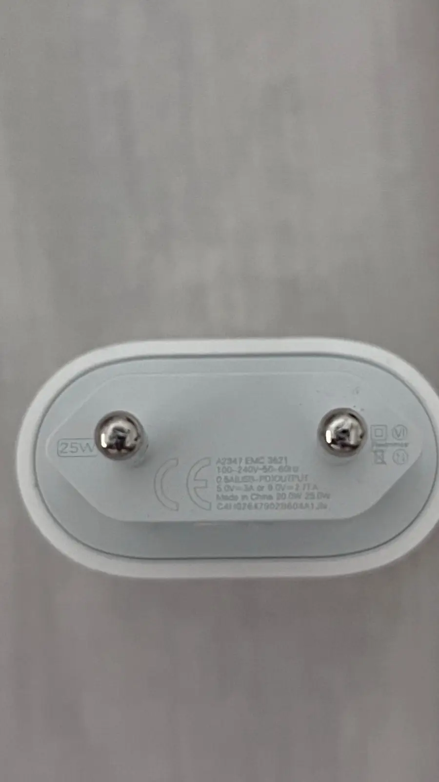 USB-C 25W Power Adapter and Cable Box