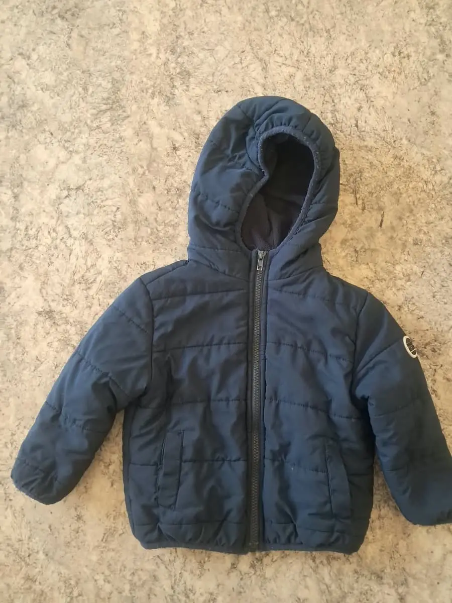 Pep 🧥 PRELOVED: Boys Hooded Winter Puffer Jacket – Size 2–3 Years