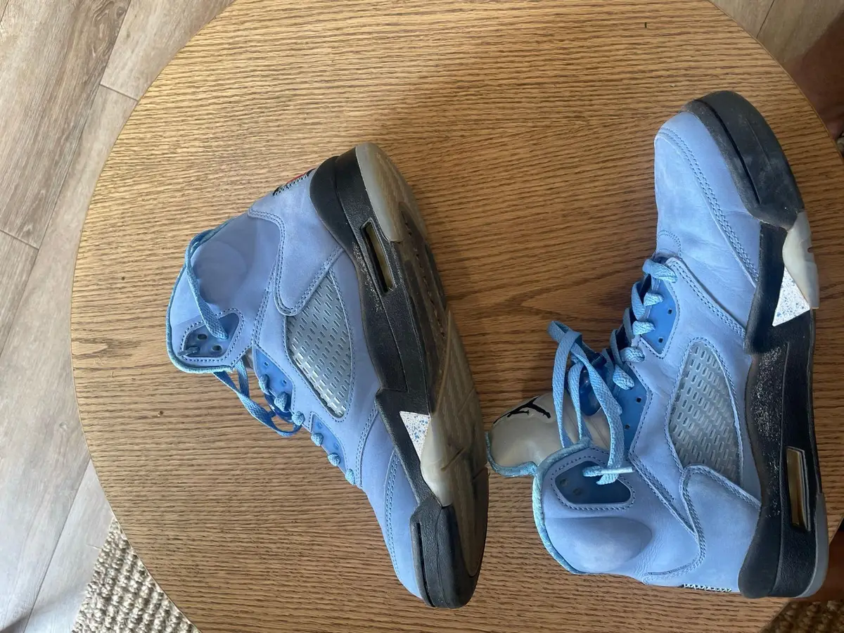 Air Jordan 5 Retro UNC Blue