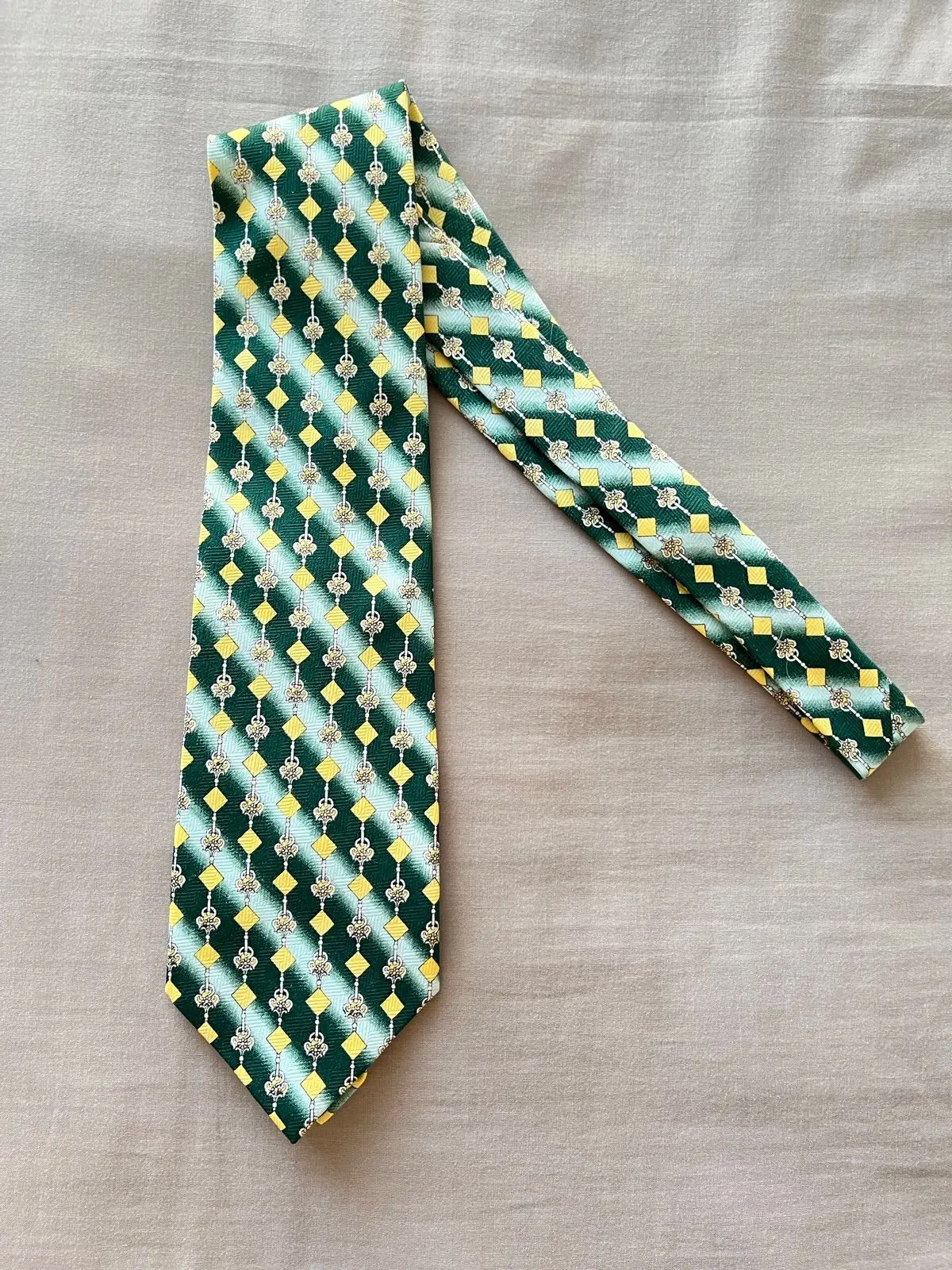 Green and Yellow Patterned Necktie
