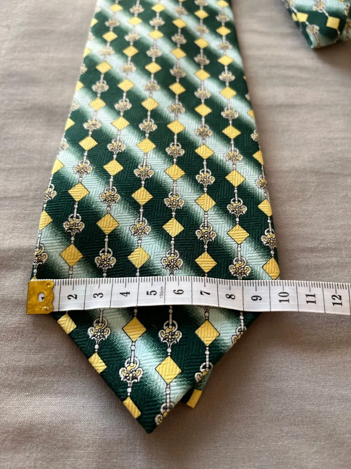 Green and Yellow Patterned Necktie
