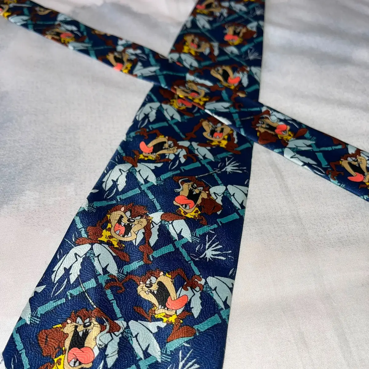 Looney Tunes Tasmanian Devil Novelty Necktie