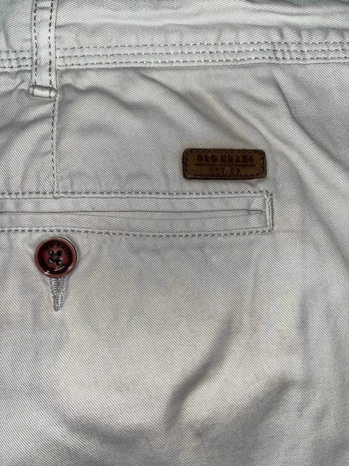 Old Khaki White Shorts Size 42