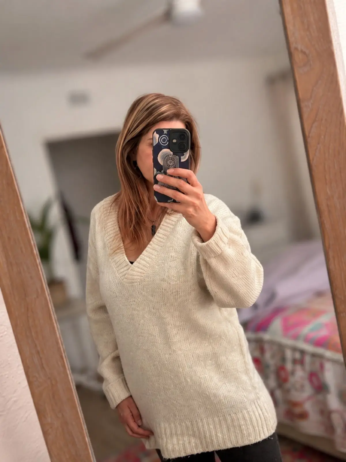 H&M Beige V-Neck Knit Sweater