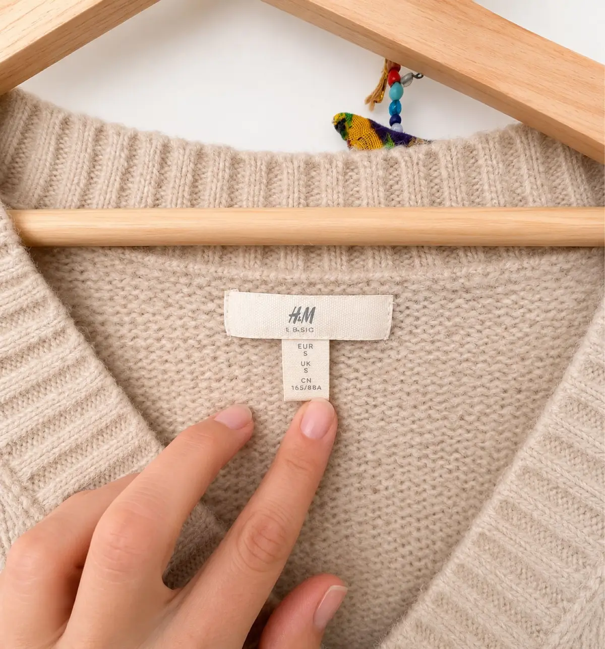 H&M Beige V-Neck Knit Sweater