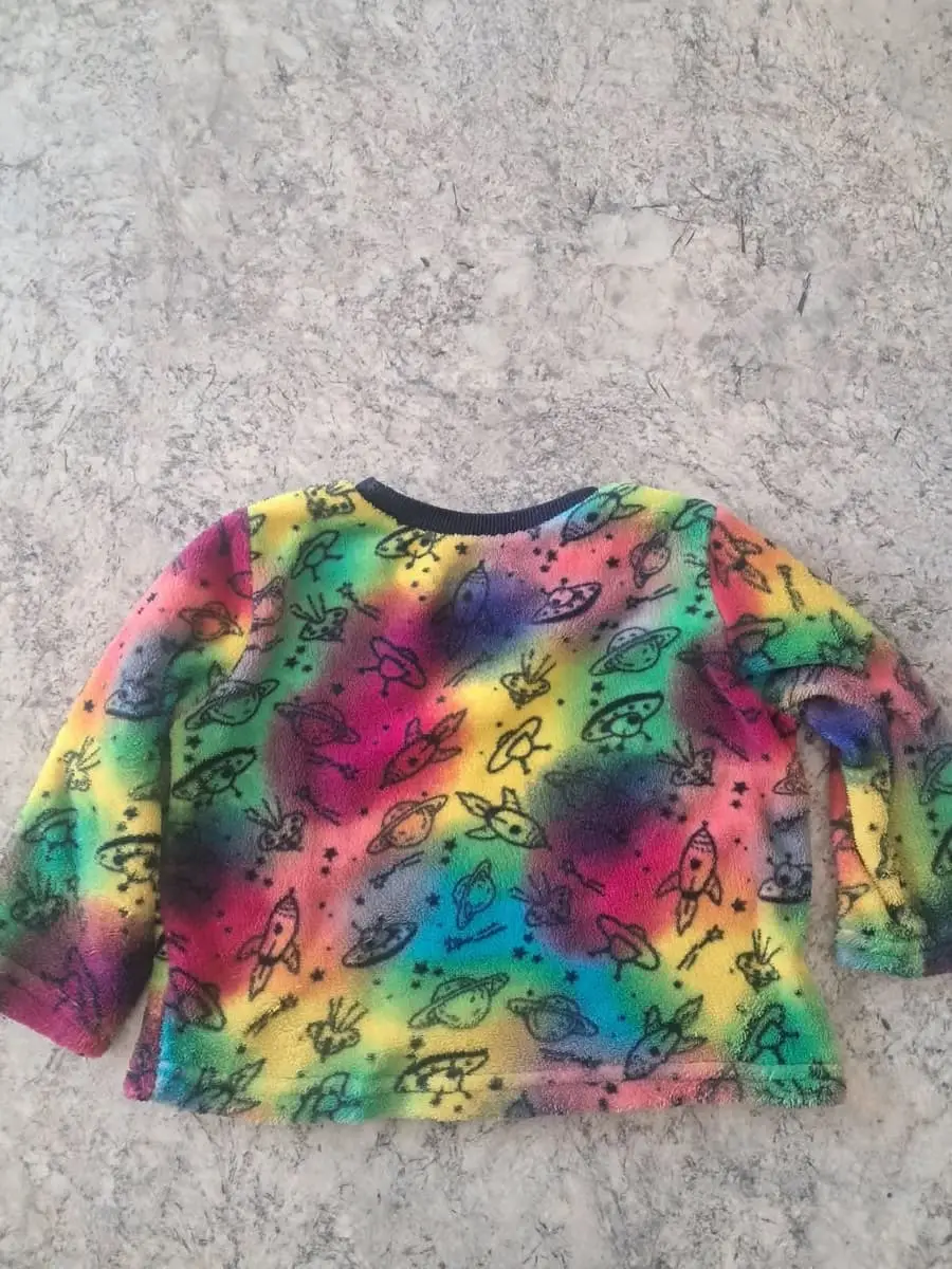 🚀 PRELOVED: Fleece Space-Themed Sleepwear Set – Approx. 12–14 kg Toddler