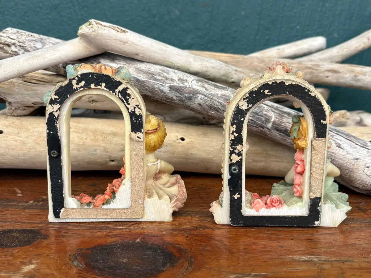 Resin Ballerina Photo Frame with Pink Roses