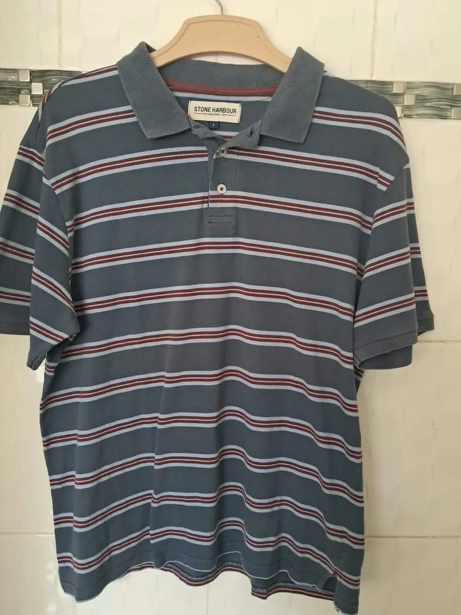 š PRELOVED: STONE HARBOUR Men's Striped Golf Shirt ā Size L