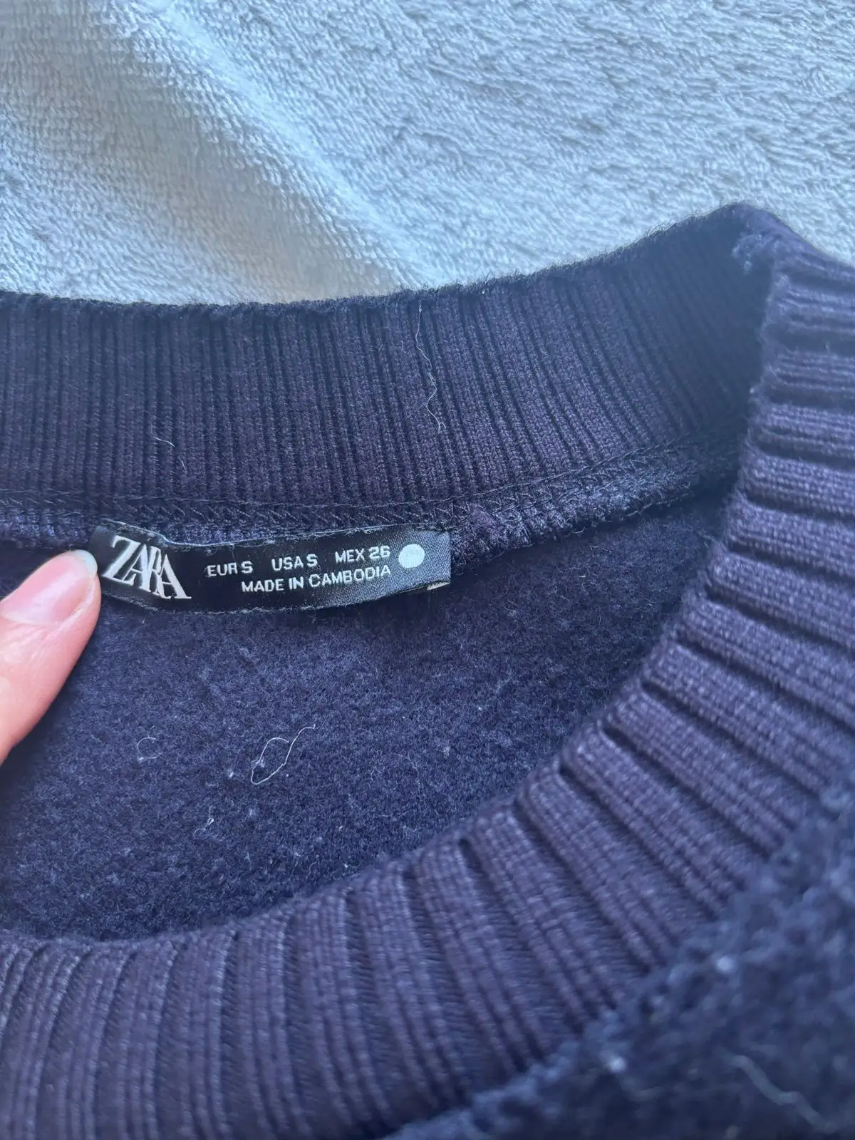 Zara Dark Blue Ribbed Knit Sweater