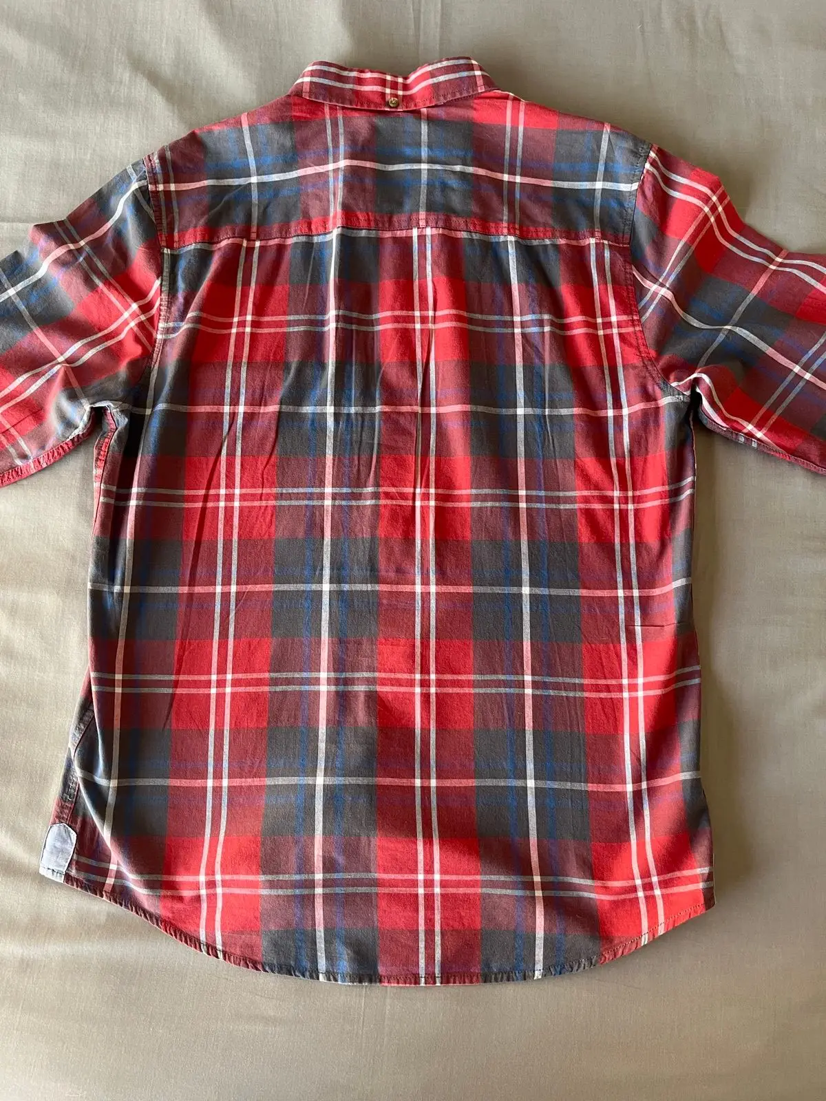 Cotton On Red Plaid Long-Sleeve Button-Up Shirt