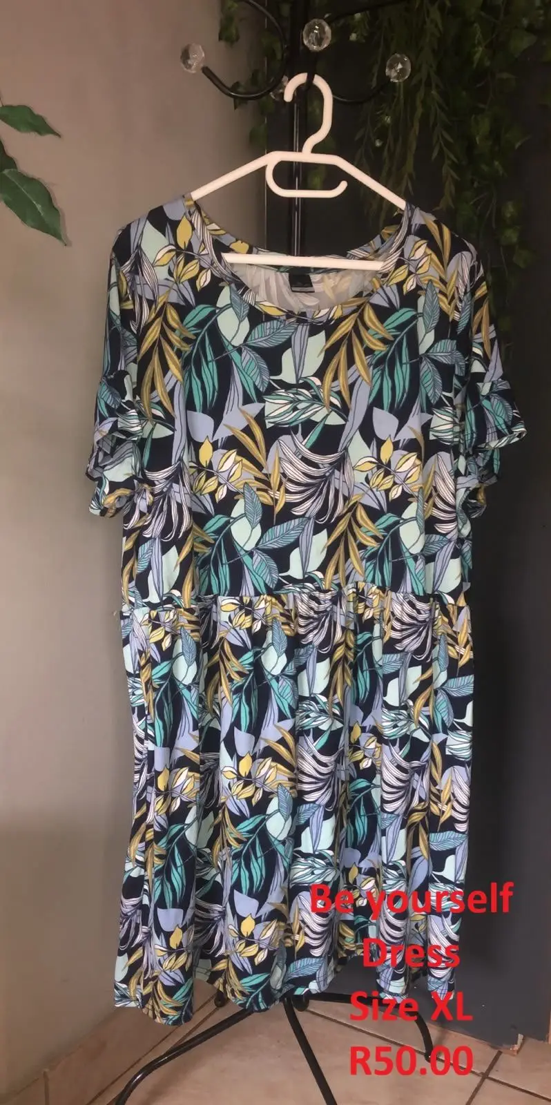Leaf Print Dress Size XL