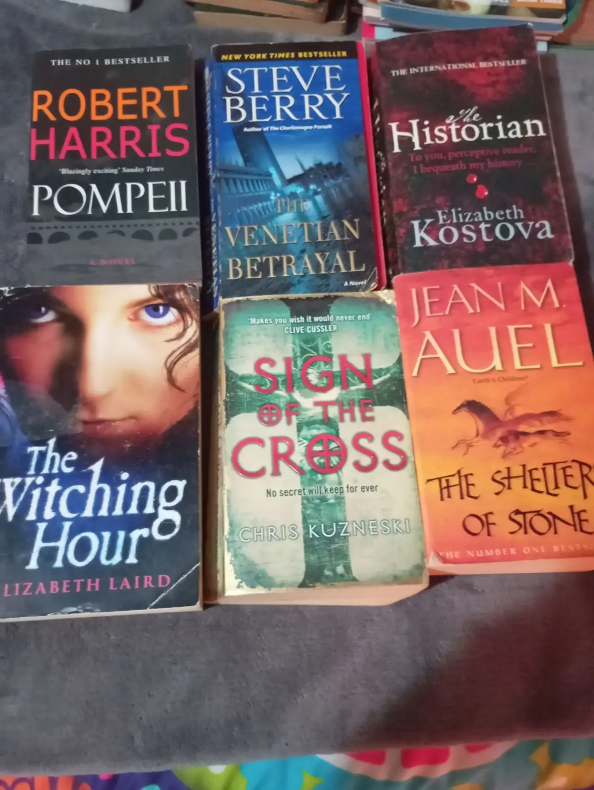 Pompeii by Robert Harris Paperback Book