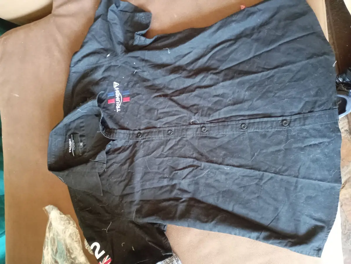 Triumph Black Short Sleeve Button-Up Shirt