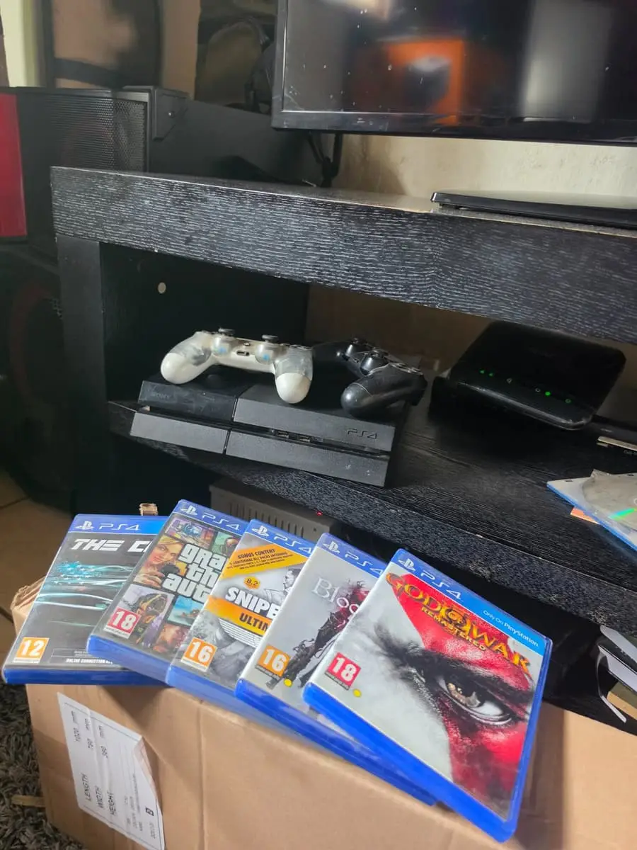 PlayStation PS4