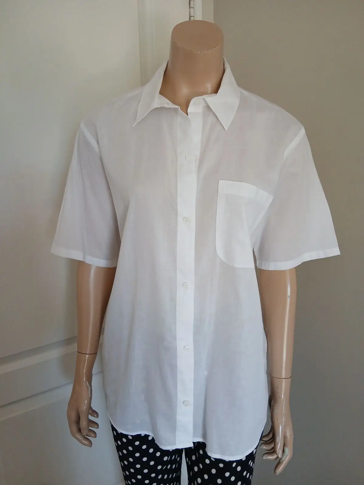 H&M White Short Sleeve Button Up Shirt